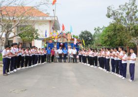Trai Lop 8a