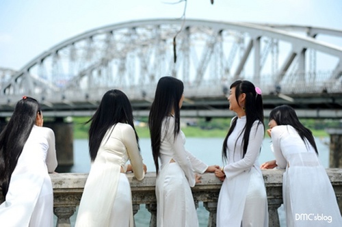 ao-dai-xu-hue-166261-12_500